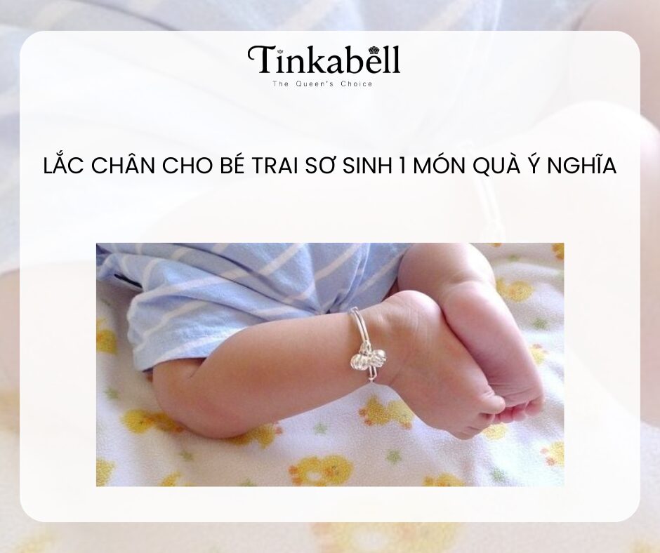 lắc chân cho bé trai sơ sinh